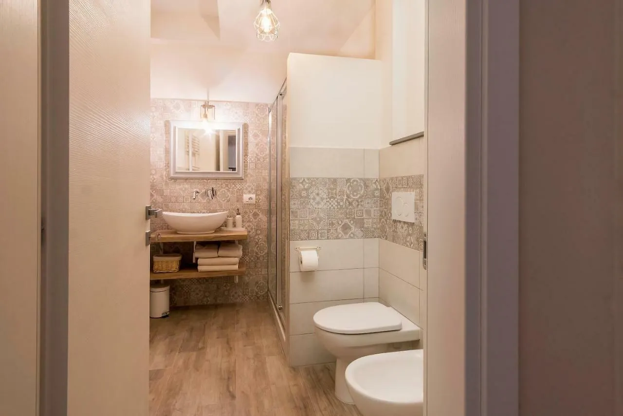 *** Guest house Pistoia Luxury Suite Italy